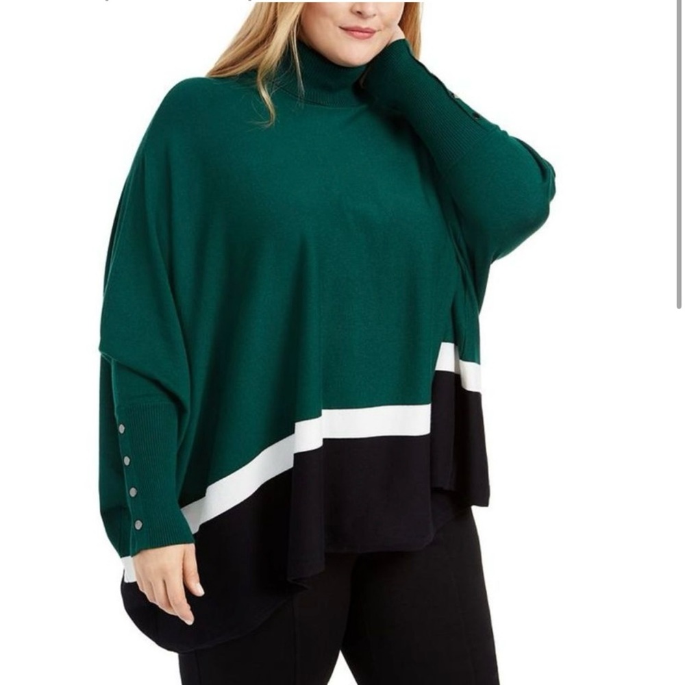 Green and Black Women's Turtleneck Sweater